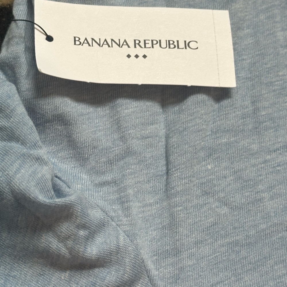 Banana Republic Mens Premium Wash Blue T Shirt V-Neck Short Sleeve NWT $30 - Picture 10 of 11